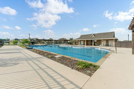 North Grove by Bloomfield Homes in Waxahachie - photo 3