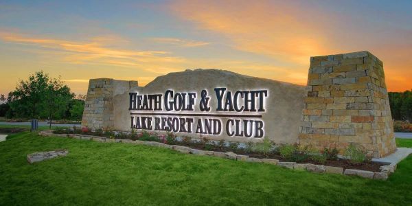 Heath Golf & Yacht Club  by Partners in Building in Heath - photo
