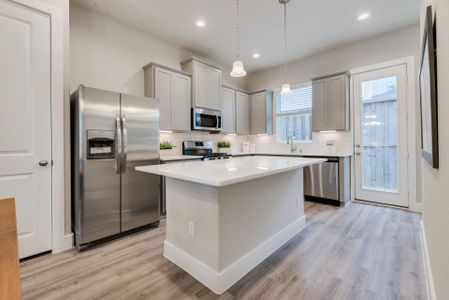 Jacquelyn by Colina Homes in Houston - photo