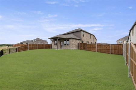 New construction Single-Family house 1676 Gracehill Way, Forney, TX 75126 Blanton Homeplan- photo 26 26
