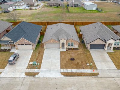 New construction Single-Family house 7401 Scott Lane, Greenville, TX 75402 - photo 32 32