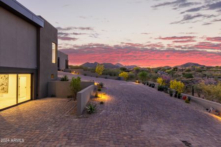 New construction Single-Family house 11824 N Sunset Vista Drive, Scottsdale, AZ 85268 - photo 85 85