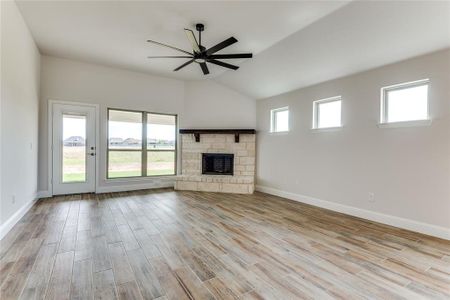 New construction Single-Family house 846 Shadow Valley Road, Collinsville, TX 76233 - photo 1 1