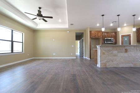 New construction Single-Family house 146 Hickory Run, La Vernia, TX 78121 - photo 7 7