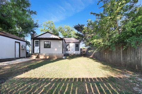 New construction Single-Family house 1207 Hanover Street, Weatherford, TX 76086 - photo 23 23