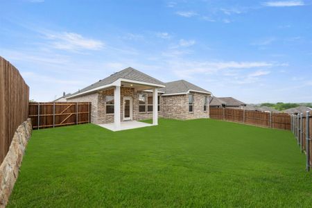 New construction Single-Family house 306 Ridge Drive, Justin, TX 76247 - photo 61 61