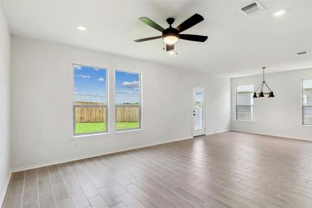 New construction Single-Family house 12305 Oxford Vineyard Ln, Manor, TX 78653 - photo 6 6