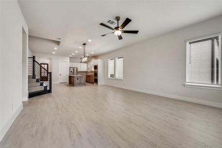 New construction Single-Family house 233 Magnolia Lane, Westworth Village, TX 76114 - photo 11 11