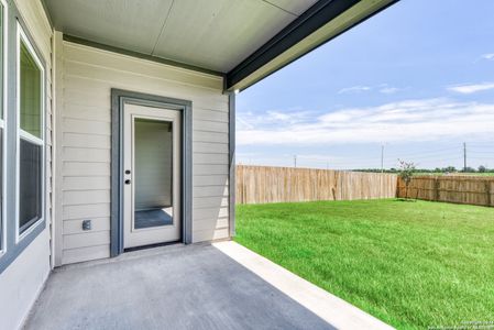 New construction Single-Family house 114 Beveridge, Seguin, TX 78155 Kennedy Homeplan- photo 25 25