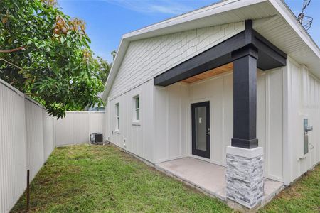 New construction Single-Family house 2150 43Rd Terrace N, Saint Petersburg, FL 33714 - photo 24 24