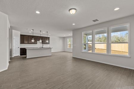 New construction Single-Family house 4015 Wild Bloom Rd, Seguin, TX 78155 Saddlebrook- photo 12 12