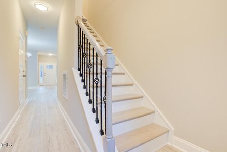 New construction Condo/Apt house 7996 Humie Olive Road, Apex, NC 27502 - photo 10 10