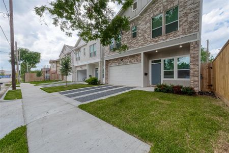 New construction Single-Family house 3131 Hadley Street, Houston, TX 77004 - photo 33 33