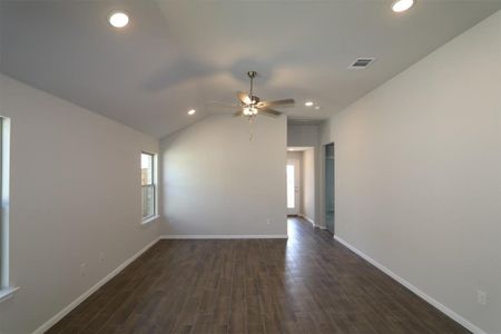 New construction Single-Family house 7108 Calshot Road, Pilot Point, TX 76258 Periwinkle - 30' Smart Series- photo 5 5