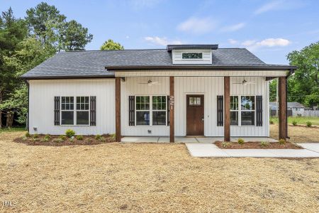 New construction Single-Family house 221-A W Hill Street, Benson, NC 27504 - photo 0