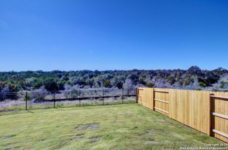 New construction Single-Family house 1623 Seekat Drive, New Braunfels, TX 78132 Premier Series - Oleander- photo 26 26