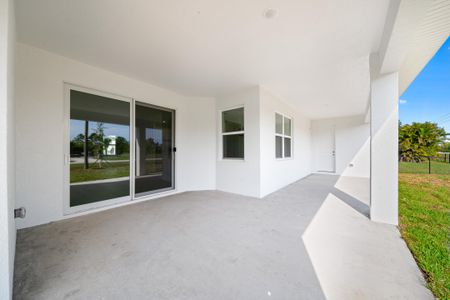 New construction Single-Family house 5813 Nw Dooley Circle, Port Saint Lucie, FL 34986 - photo 30 30