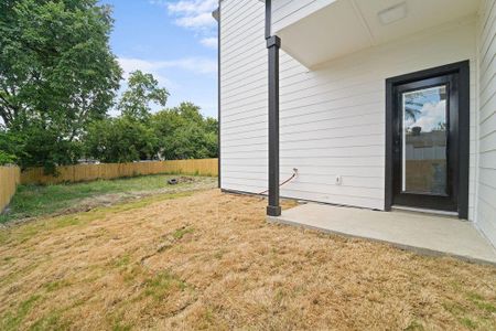 New construction Single-Family house 1618 E Overton Road, Dallas, TX 75216 - photo 28 28