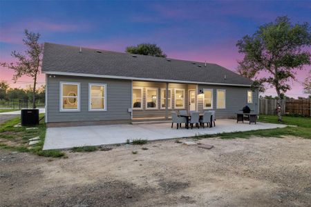 New construction Single-Family house 127 Tesoro Way, Del Valle, TX 78617 - photo 37 37