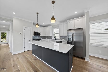 New construction Single-Family house 208.5 Grand Avenue, Raleigh, NC 27606 - photo 1 1