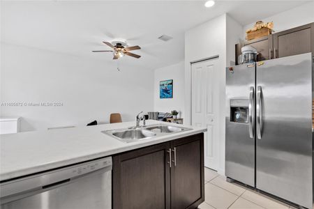 New construction Townhouse house 28759 Sw 132Nd Ct, Unit n/a, Homestead, FL 33033 - photo 13 13