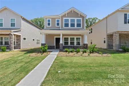 New construction Single-Family house 332 Cranford Drive, Pineville, NC 28134 - photo 0