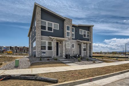 Reserve at Timberline by Dream Finders Homes in Fort Collins - photo 5 5