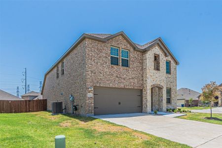 New construction Single-Family house 8324 Marotto Street, Garland, TX 75043 - photo 2 2