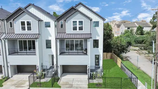 New construction Single-Family house 2511 Langston Street, Houston, TX 77007 - photo 0