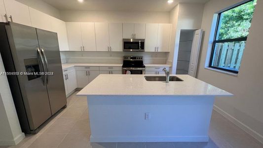 New construction Townhouse house 28556 Sw 134Th Ct, Unit 28556, Homestead, FL 33033 - photo 7 7