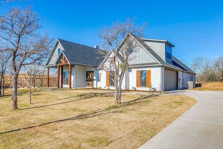 New construction Single-Family house Cypress Court House, 200 Sarra Lane, Poolville, TX 76487 - photo