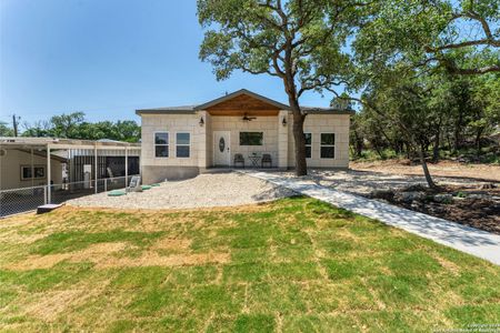 New construction Single-Family house 2359 Westview Dr, Canyon Lake, TX 78133 - photo 27 27