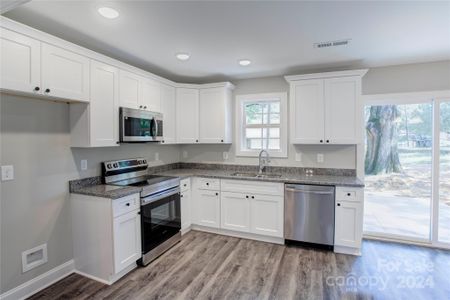 New construction Single-Family house 600 Sunderland Road Sw, Concord, NC 28025 - photo 6 6