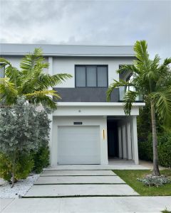 New construction Townhouse house 609 Ne 8Th Ave, Unit B, Fort Lauderdale, FL 33304 - photo 0