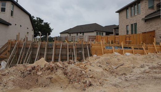 New construction Single-Family house 109 Bluff Creek Ln, Georgetown, TX 78628 - photo 1 1