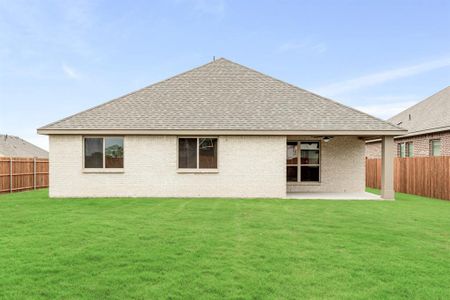 New construction Single-Family house 225 Claywood Drive, Glenn Heights, TX 75154 Cypress- photo 27 27