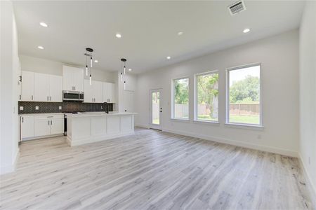 New construction Single-Family house 5515 Kittridge Street, Houston, TX 77028 - photo 30 30
