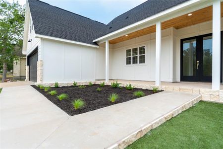 New construction Single-Family house 44 Whistling Wind Ln, Wimberley, TX 78676 - photo