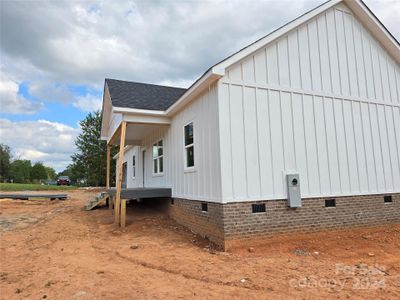 New construction Single-Family house 439 High Shoals Road, Lincolnton, NC 28092 - photo 0