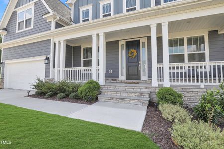 New construction Single-Family house 108 Trautz Lane, Holly Springs, NC 27540 - photo 1 1