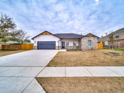 New construction Single-Family house 317 Lakeview, Alvarado, TX 76009 - photo 0 0