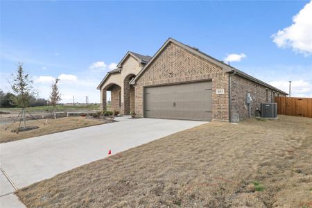 New construction Single-Family house 1013 Verde Creek Court, Crowley, TX 76036 The Carnation- photo 2 2