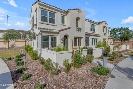 New construction Townhouse house 4077 SABRINA, Unit 16, Chandler, AZ 85248 - photo 0