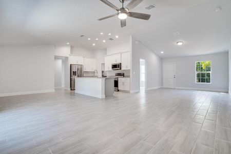 New construction Single-Family house 325 Sw Majestic Ter Terrace, Port St. Lucie, FL 34984 - photo 8 8