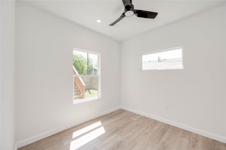 New construction Single-Family house 1315 Clearfield Dr, Unit 2, Austin, TX 78758 - photo 8