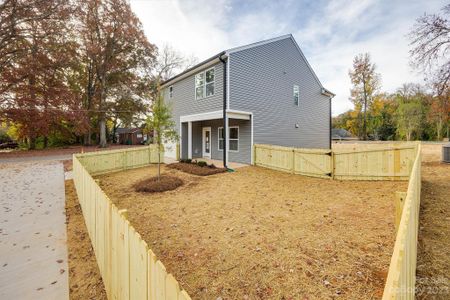 New construction Single-Family house 1241 Eastway Drive, Charlotte, NC 28205 - photo 12 12