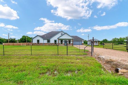 New construction Single-Family house 4822 County Road 1037, Celeste, TX 75423 - photo 2 2