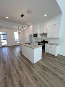New construction Single-Family house 5613 Savyon Drive, Houston, TX 77091 - photo