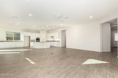 New construction Single-Family house 17209 W Manzanita Drive, Waddell, AZ 85355 - photo 5 5