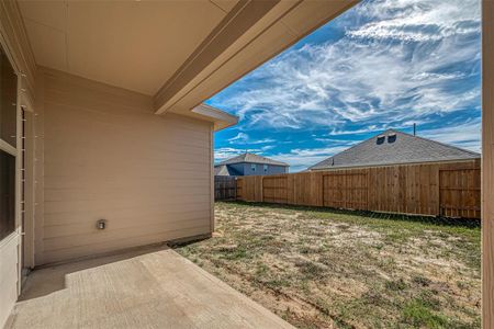 New construction Single-Family house 13209 Villa Sola, Texas City, TX 77568 - photo 34 34